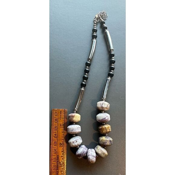 Amethyst multi raw stone with silver tone and black beads and matching earrings - Picture 9 of 14
